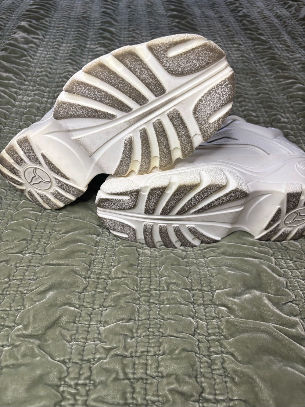 Windsor Smith Lupe Platform Sneaker - Picture 5 of 9